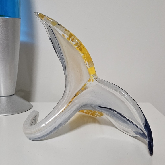 Large Blown Glass Flower - Picture 9 of 9